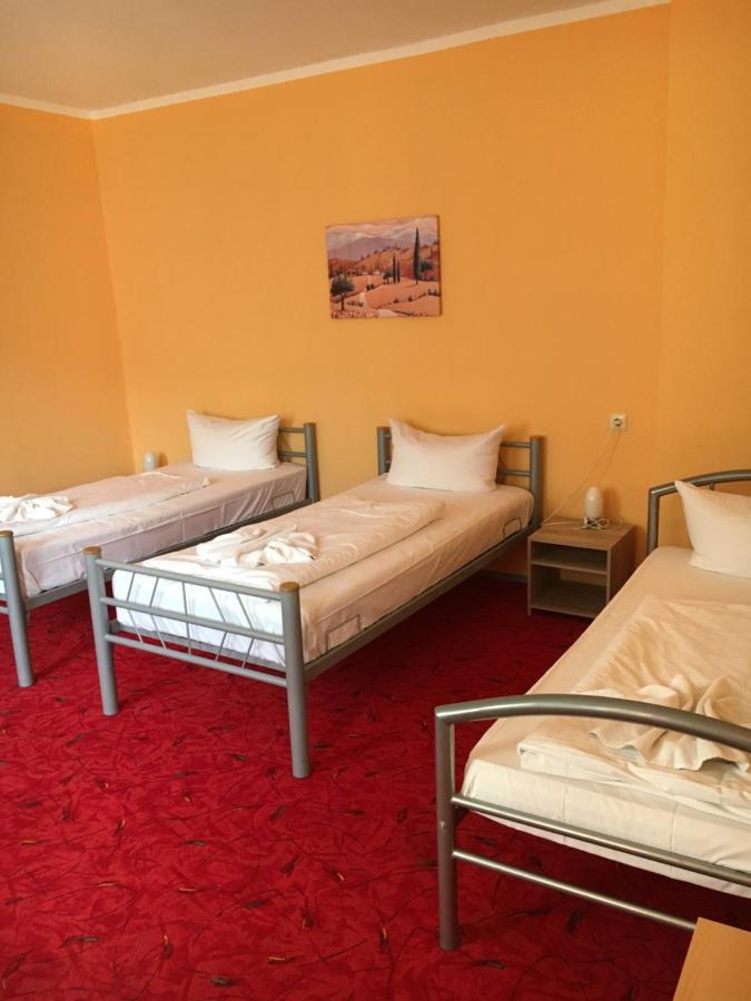 Hotel Pension Streuhof Berlijn Buitenkant foto