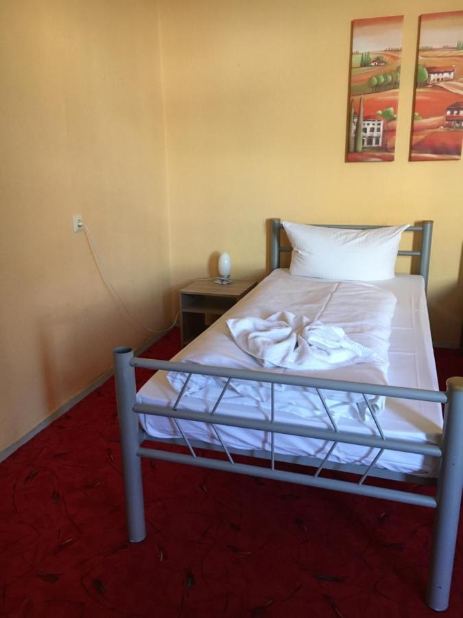 Hotel Pension Streuhof Berlijn Buitenkant foto