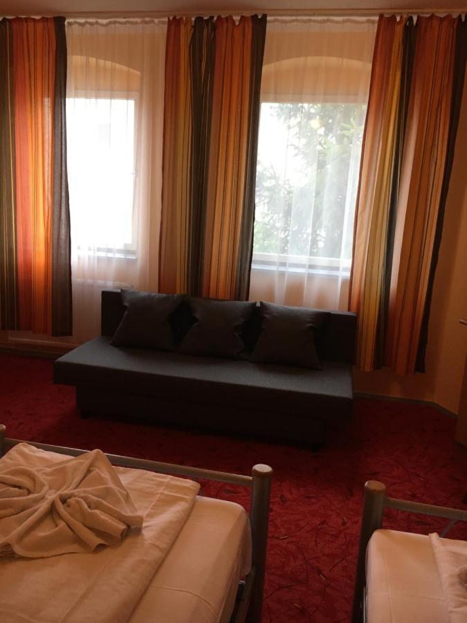 Hotel Pension Streuhof Berlijn Buitenkant foto